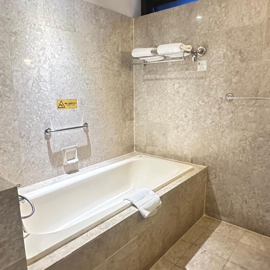 Peak Suites At Times Square Куала-Лумпур Экстерьер фото